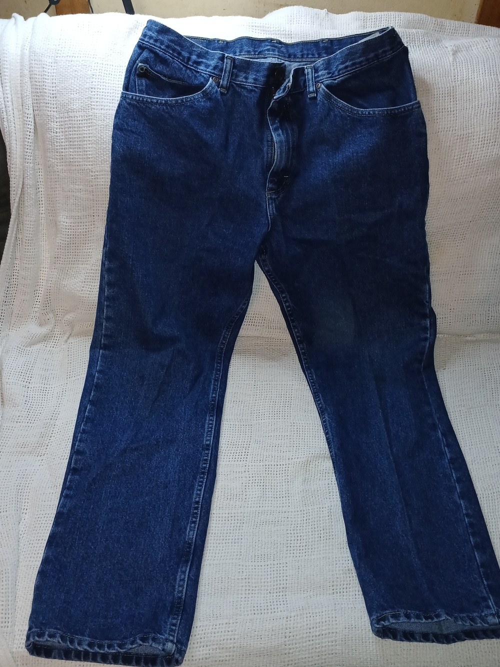 Lee Men's Straight Jeans - Deep Indigo Blue- New Without Tags.